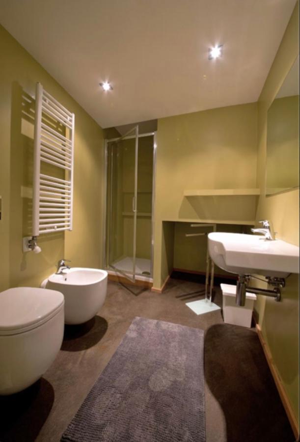Aymon De Challant Appartement Aosta Ngoại thất bức ảnh