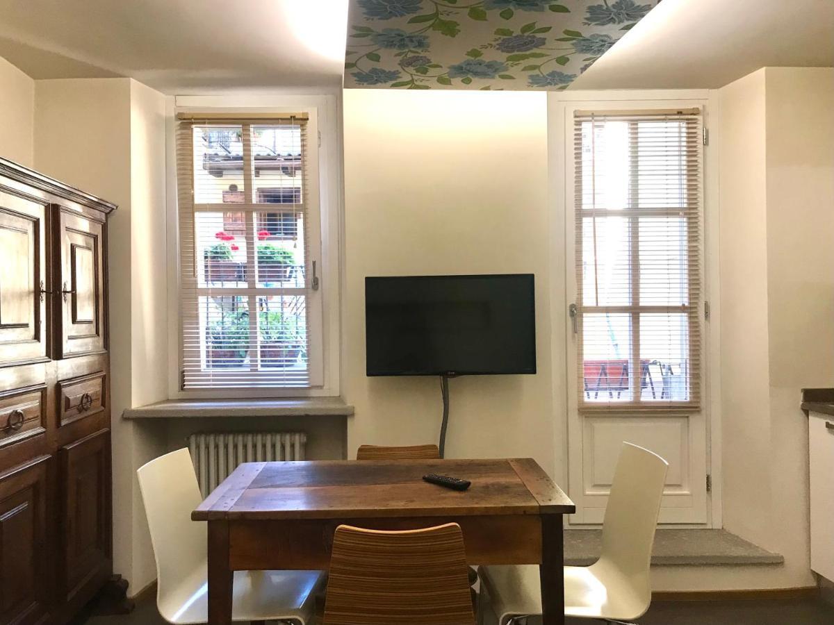 Aymon De Challant Appartement Aosta Ngoại thất bức ảnh