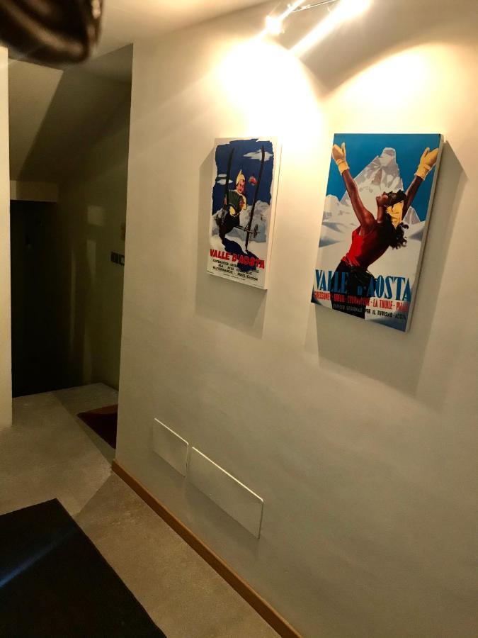 Aymon De Challant Appartement Aosta Ngoại thất bức ảnh